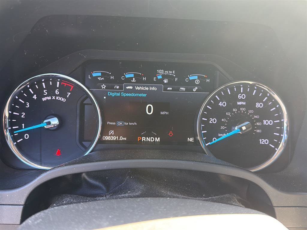 Used 2018 Ford Expedition Limited w/ Equipment Group 301A AWD/4WD image 9