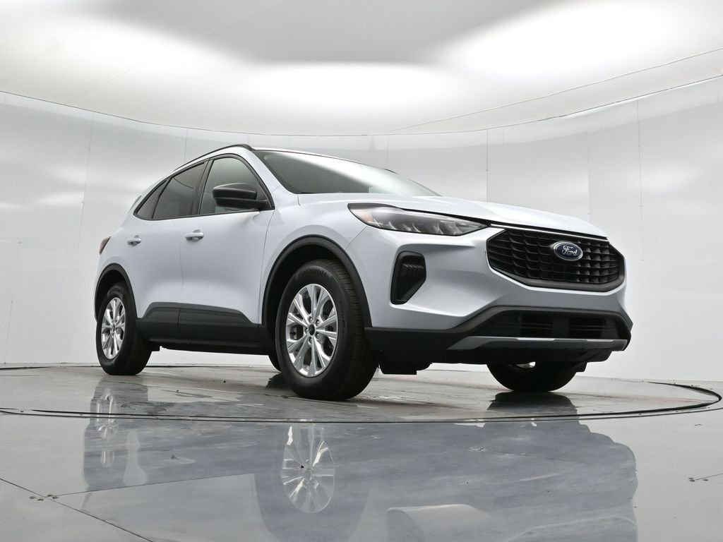 Certified 2025 Ford Escape Active image 46
