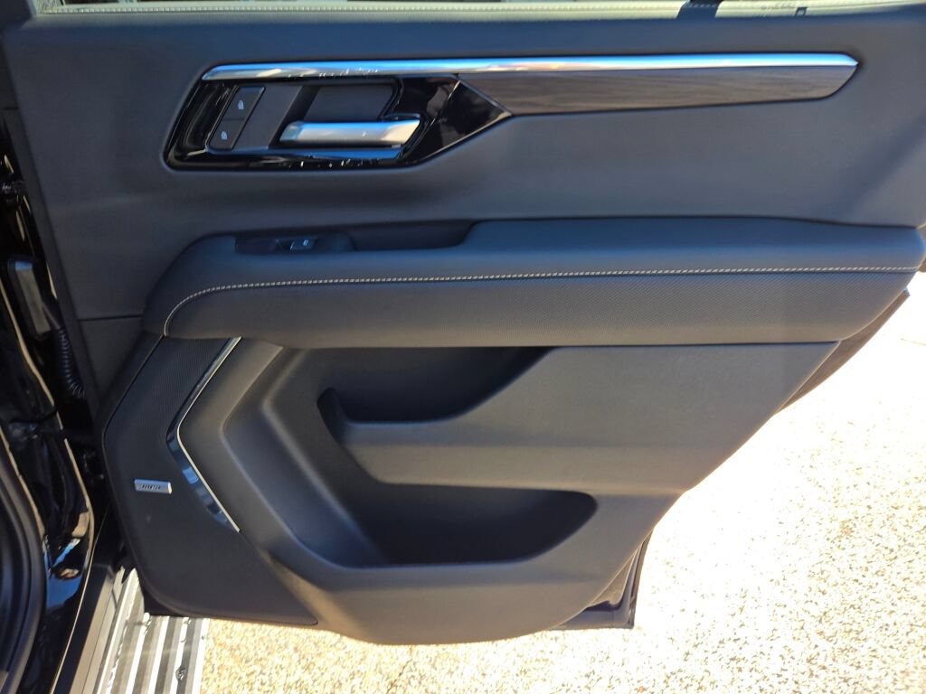 New 2026 Chevrolet Tahoe Premier AWD/4WD image 13