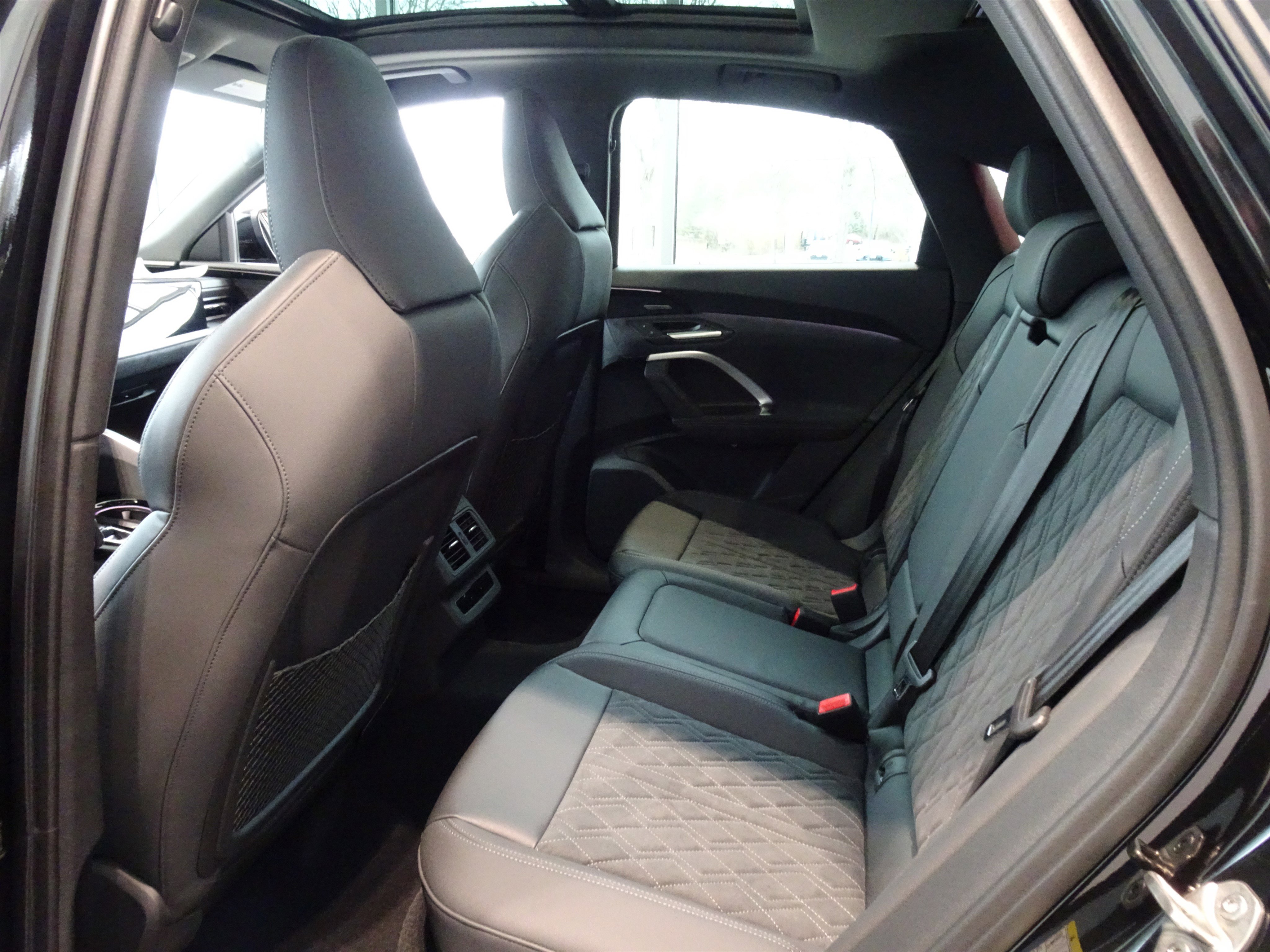 New 2025 Audi SQ5 Premium Plus image 8