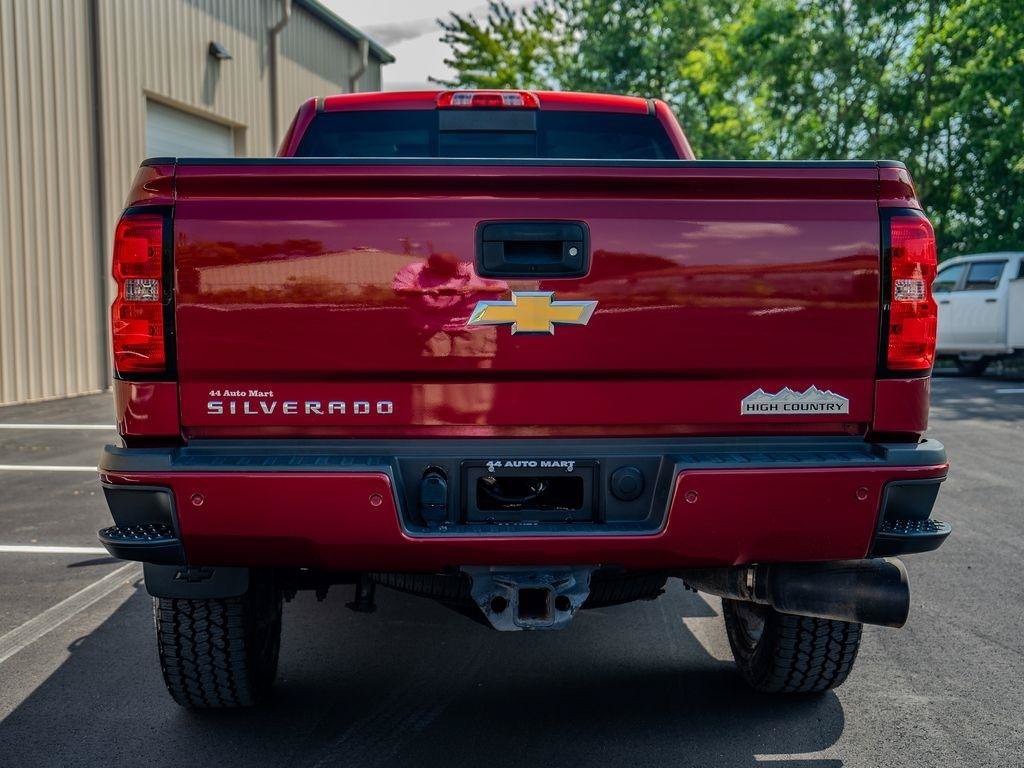 Used 2018 Chevrolet Silverado 2500 High Country w/ Duramax Plus Package AWD/4WD image 3