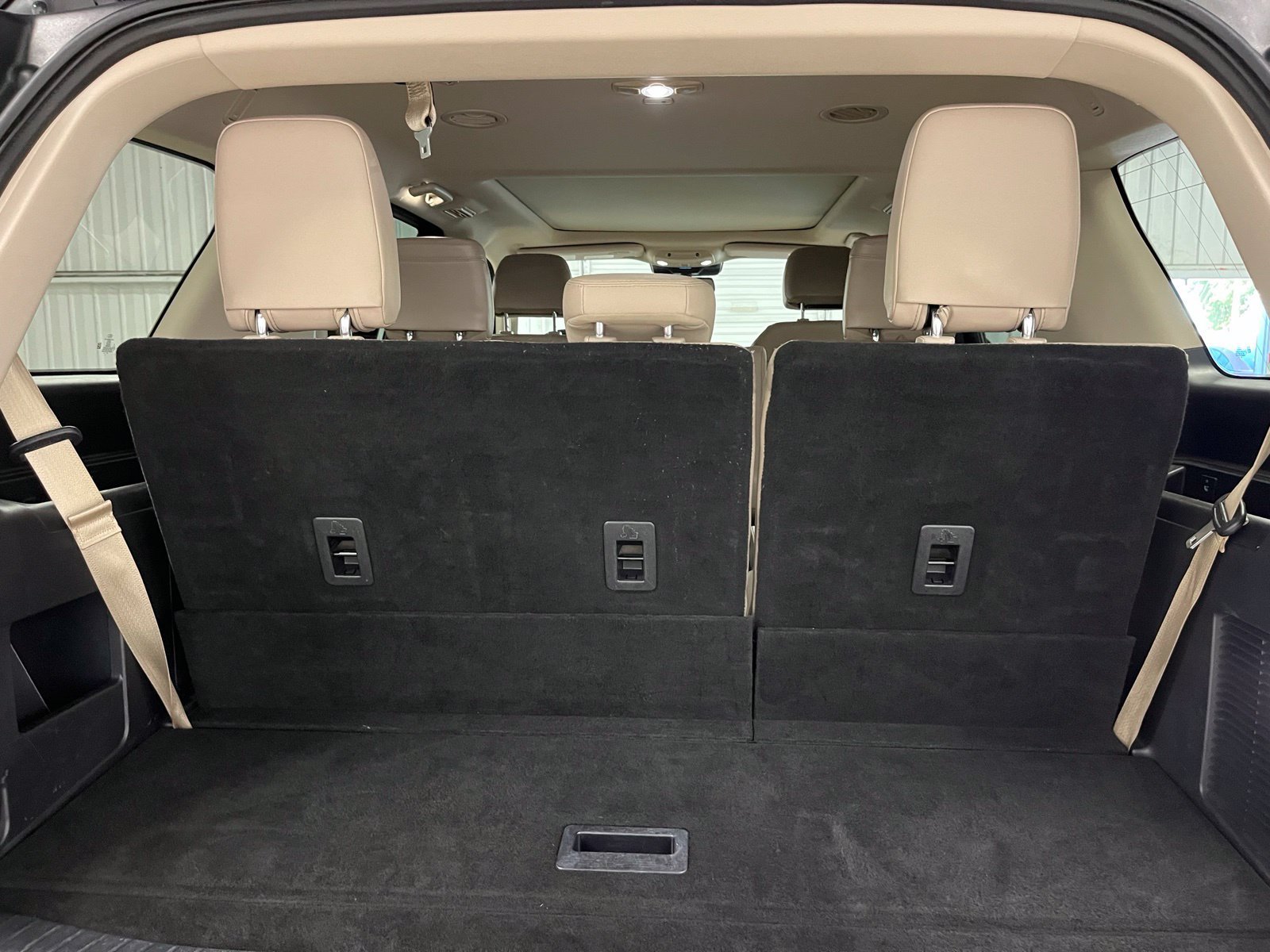 Used 2024 Ford Expedition Limited RWD image 23