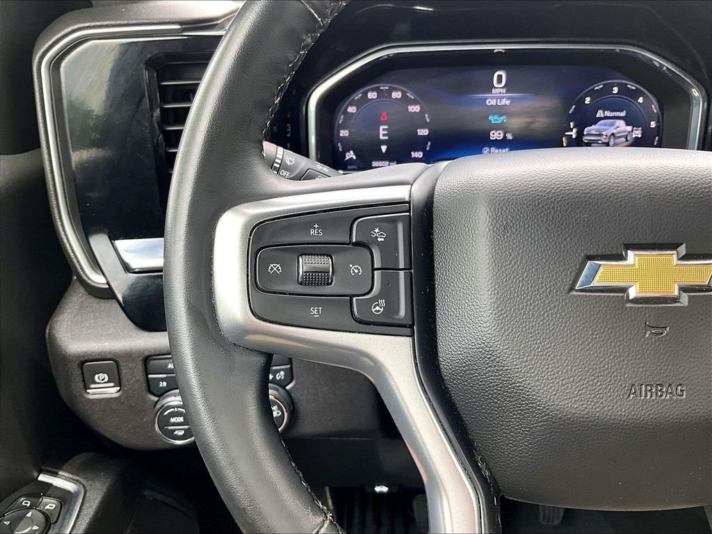 Used 2024 Chevrolet Silverado 1500 LT AWD/4WD image 22