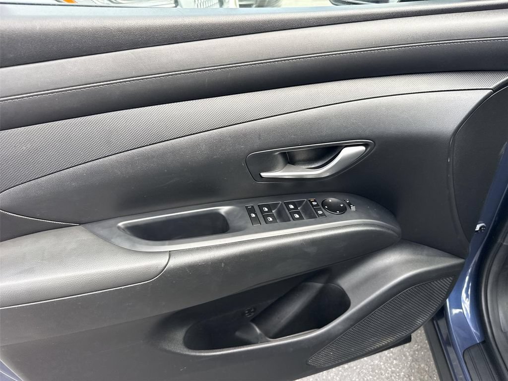Used 2025 Hyundai Tucson SEL FWD image 20