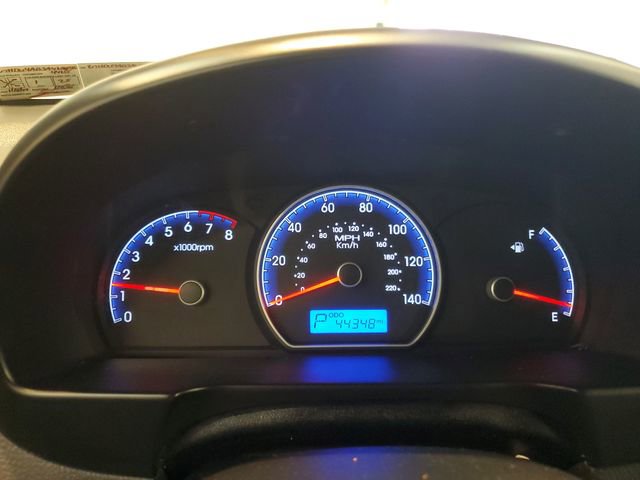 Used 2010 Hyundai Elantra GLS image 16