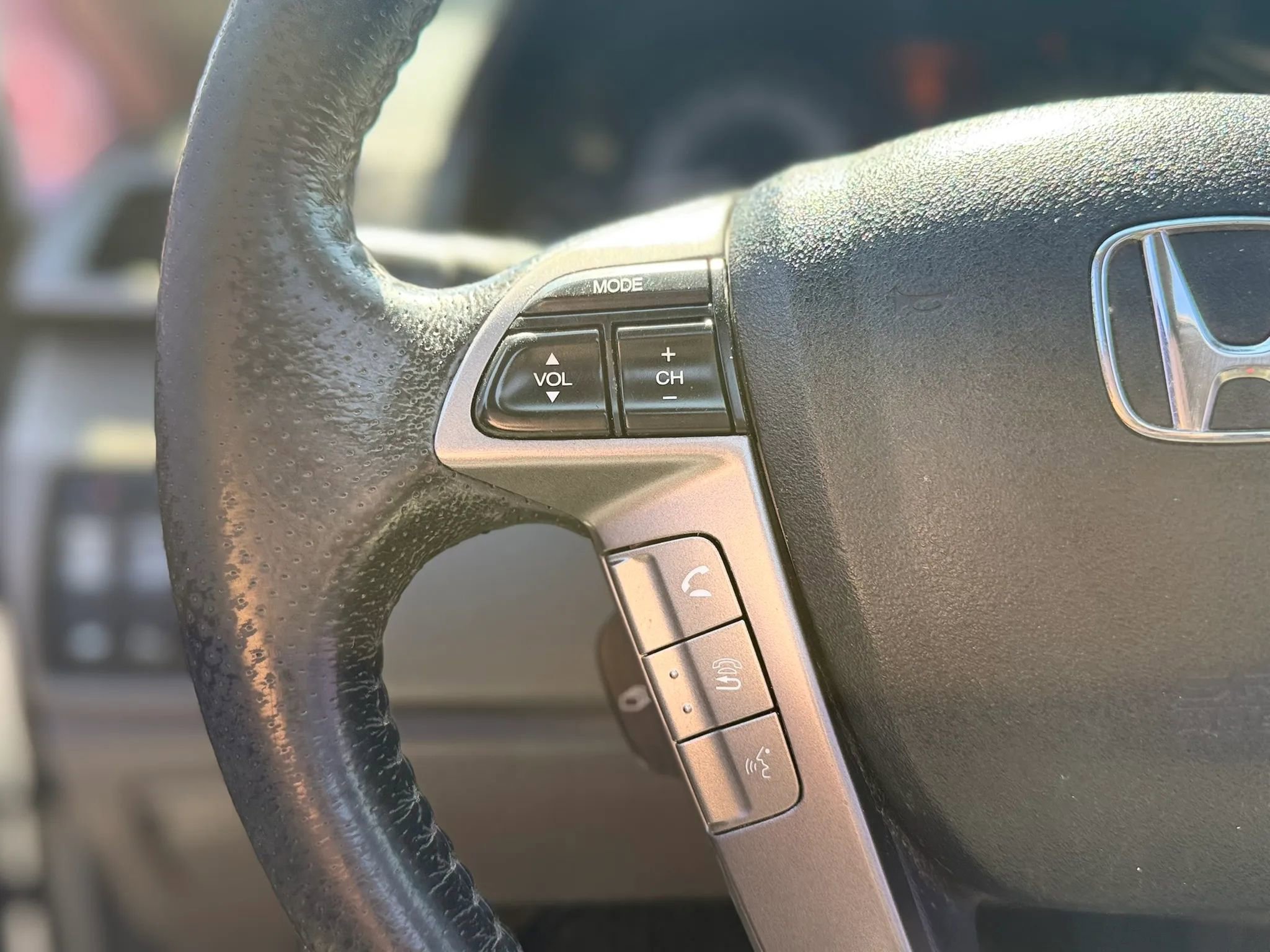 Used 2015 Honda Odyssey Touring image 27