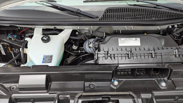 Used 2024 Chevrolet Express 2500 w/ Driver Convenience Package RWD image 26