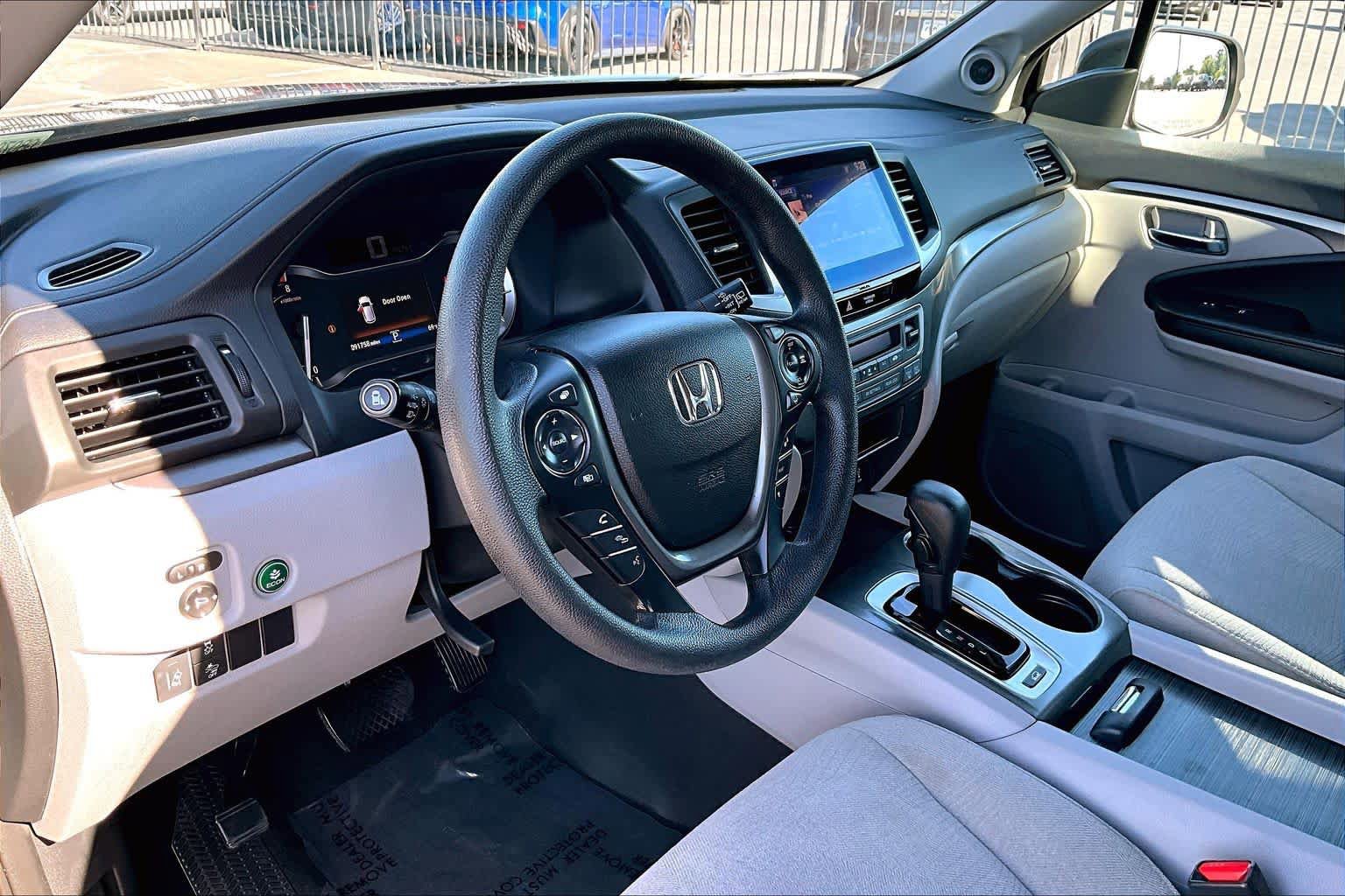 Used 2016 Honda Pilot EX image 17