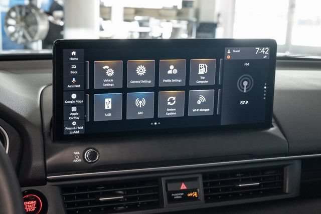 Used 2026 Honda Pilot Elite image 18