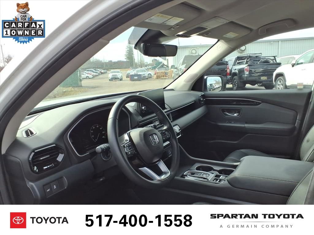 Used 2025 Honda Pilot EX-L image 13