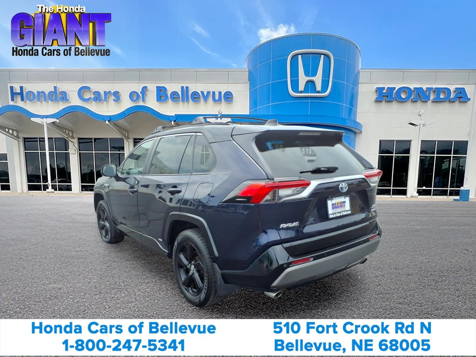 Used 2021 Toyota RAV4 XSE AWD/4WD image 7