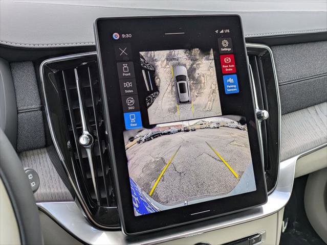 New 2026 Volvo XC90 T8 Ultra w/ Protection Package Premier image 9