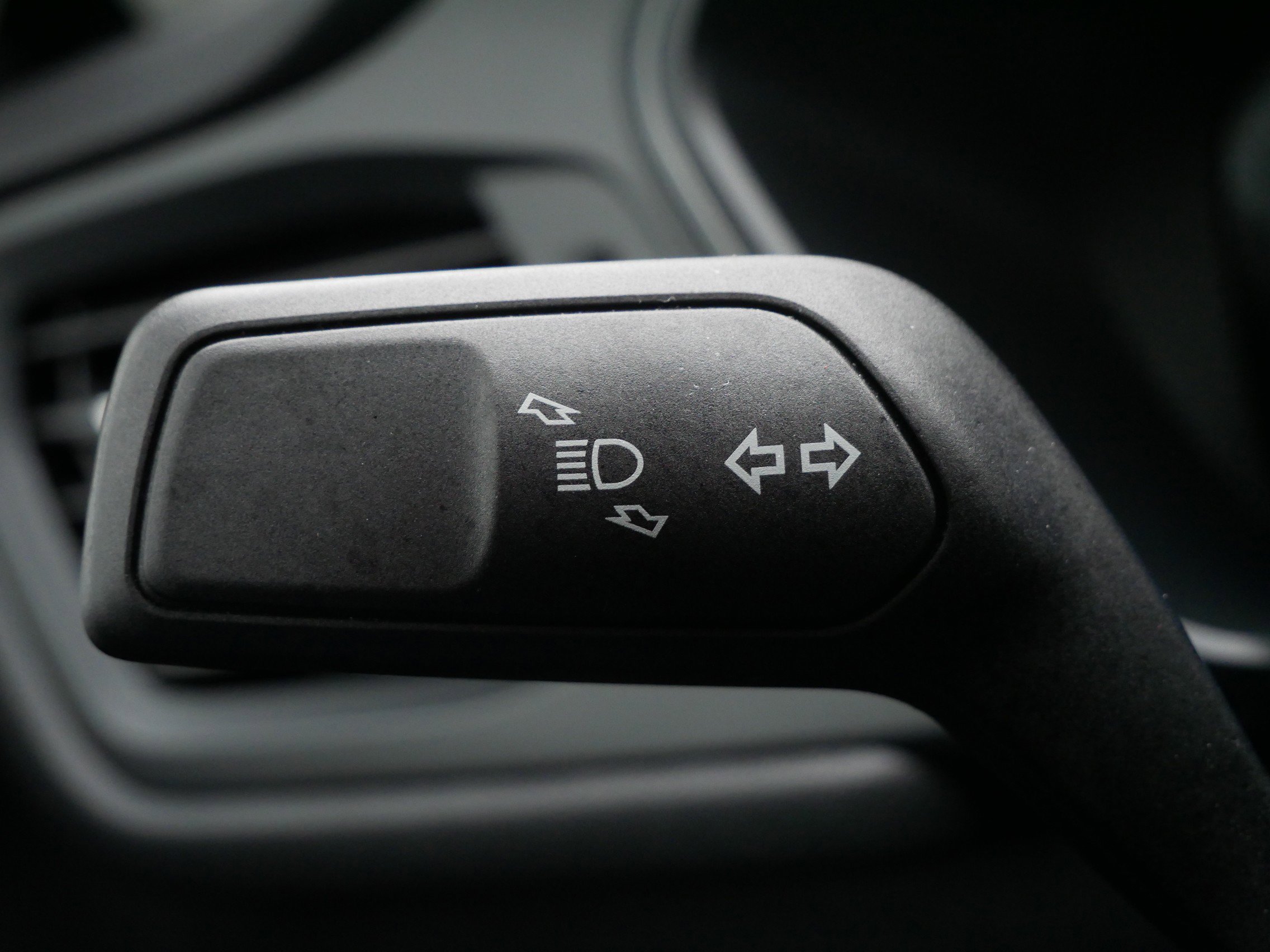 Used 2023 Ford Escape Active image 20