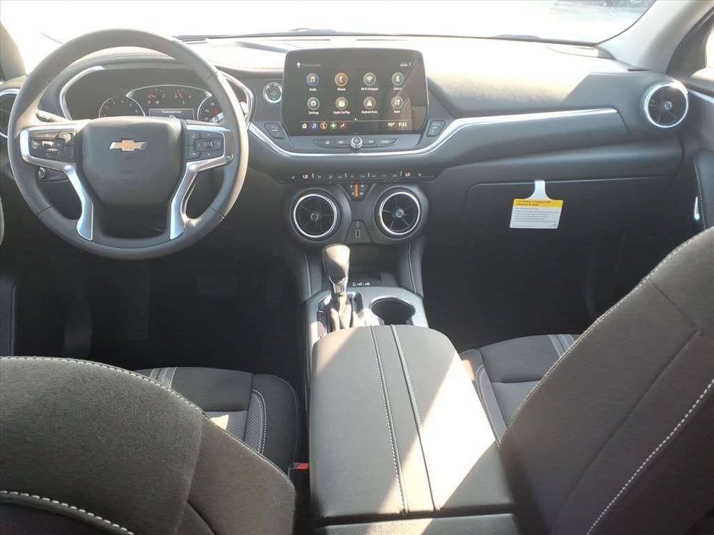 New 2026 Chevrolet Blazer LT w/ Convenience Package AWD/4WD image 19