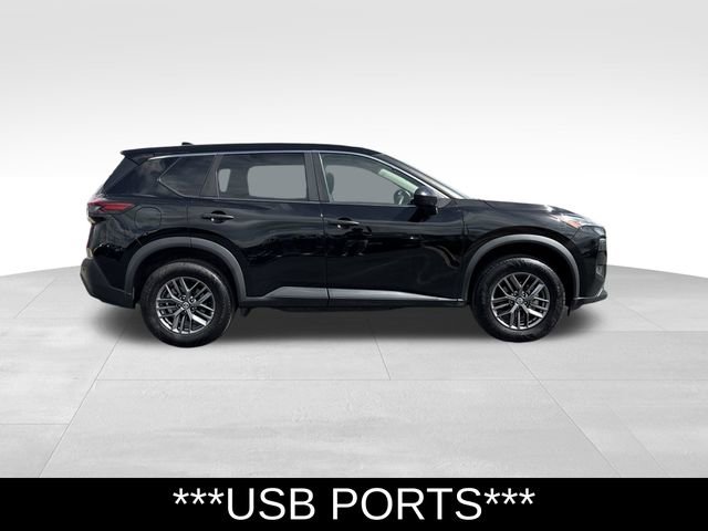 Used 2021 Nissan Rogue S image 3
