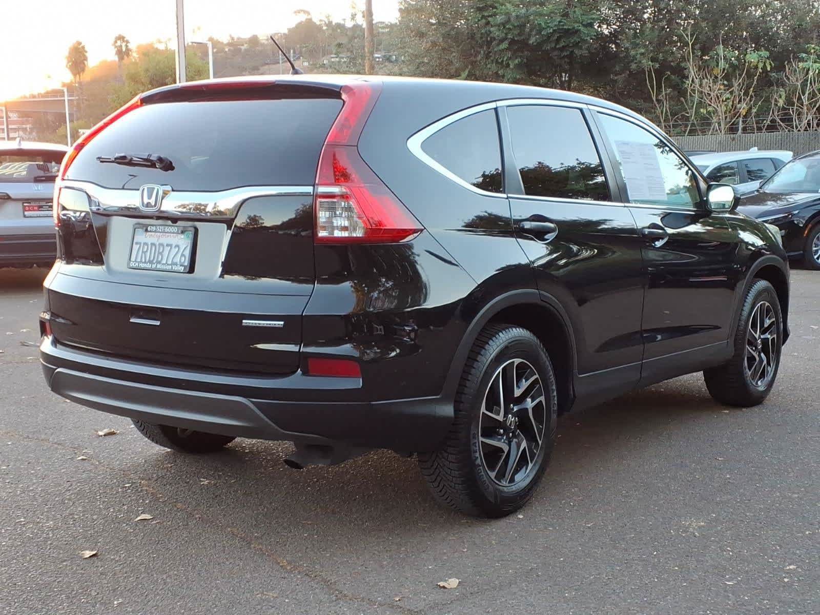 Used 2016 Honda CR-V SE image 4