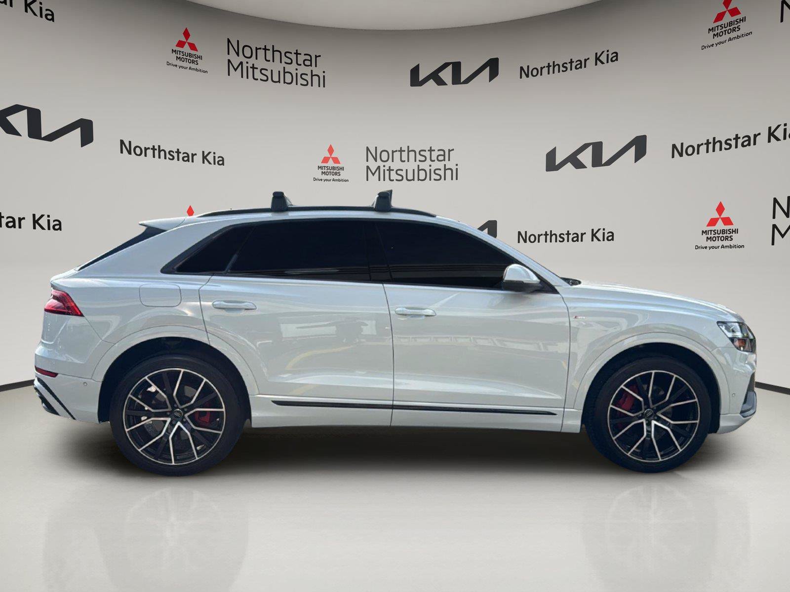Used 2019 Audi Q8 Premium Plus w/ Premium Plus AWD/4WD image 8