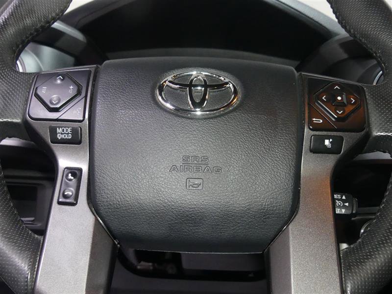 Used 2017 Toyota Tacoma TRD Off-Road w/ Tow Package image 27