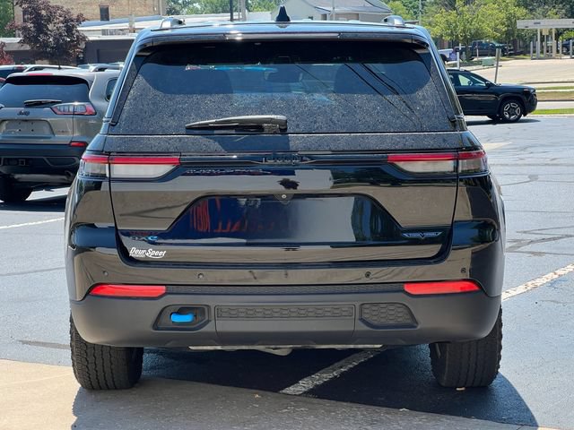 Used 2022 Jeep Grand Cherokee Trailhawk AWD/4WD image 53
