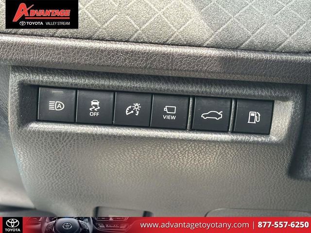 Used 2026 Toyota Camry XLE w/ Premium Plus Package AWD/4WD image 25