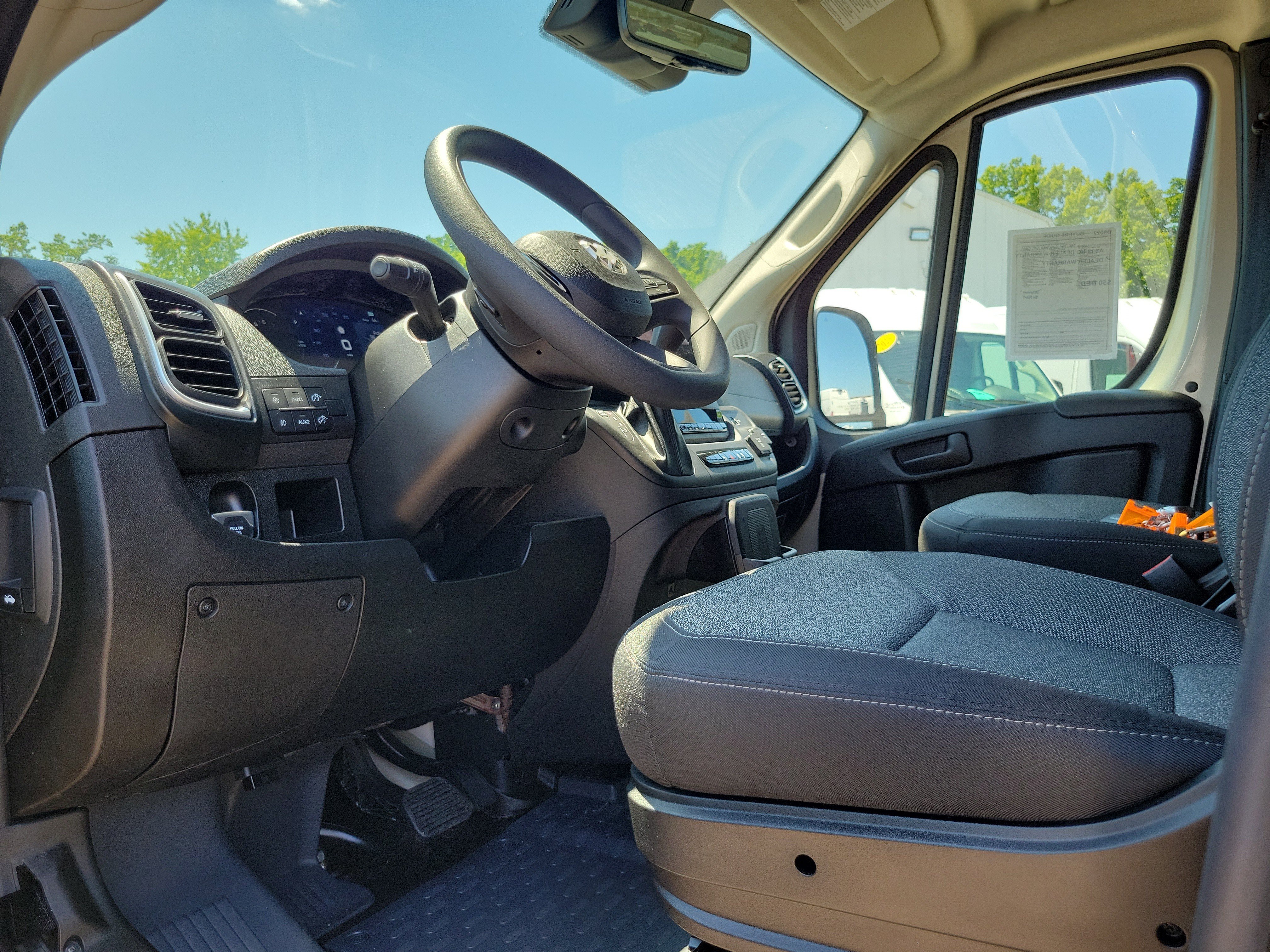 Used 2026 RAM ProMaster 3500 w/ Quick Order Package 22G SLT FWD image 6