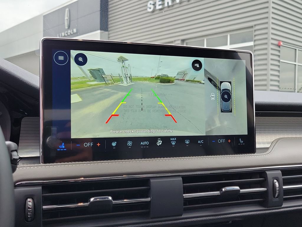 New 2026 Lincoln Corsair Premiere image 25