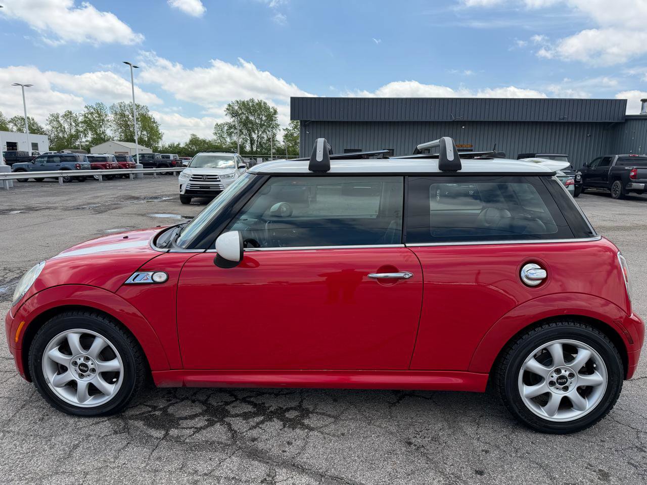 Used 2010 MINI Cooper S FWD image 4