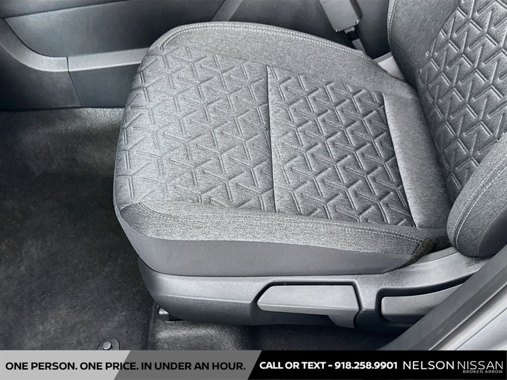 New 2027 Nissan Kicks SV w/ Cold Weather Package FWD image 18