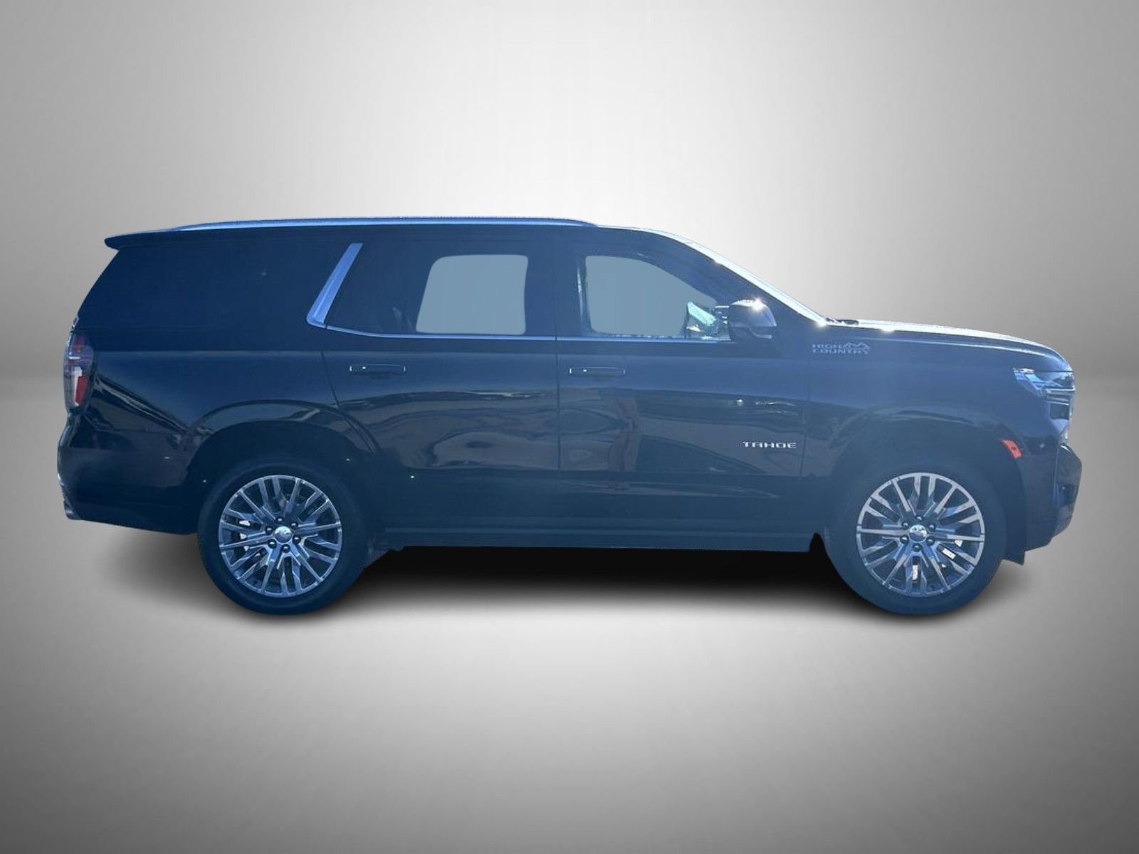 Used 2024 Chevrolet Tahoe High Country image 4