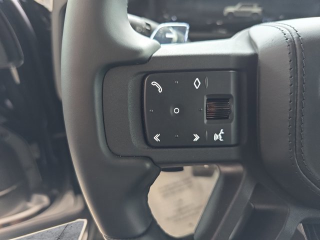 New 2026 Land Rover Defender 110 OCTA image 15