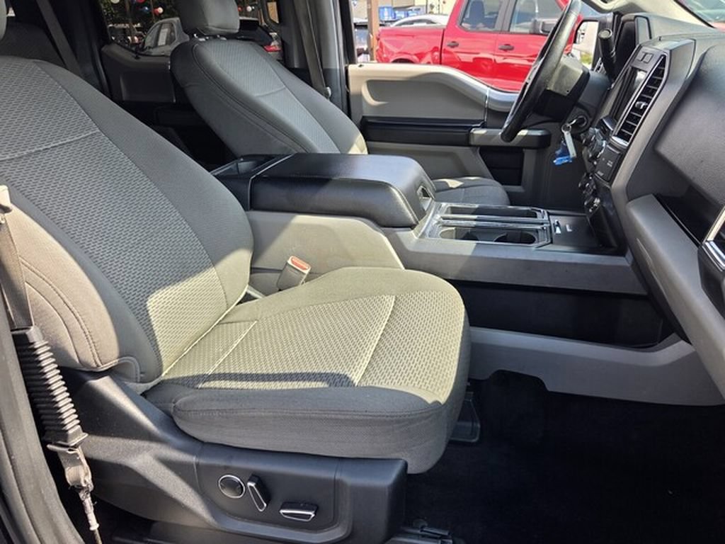 Used 2016 Ford F150 XLT w/ Equipment Group 302A Luxury RWD image 14