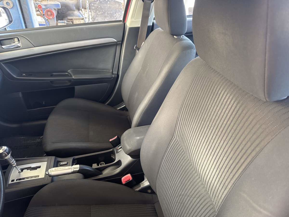 Used 2015 Mitsubishi Lancer SE image 9