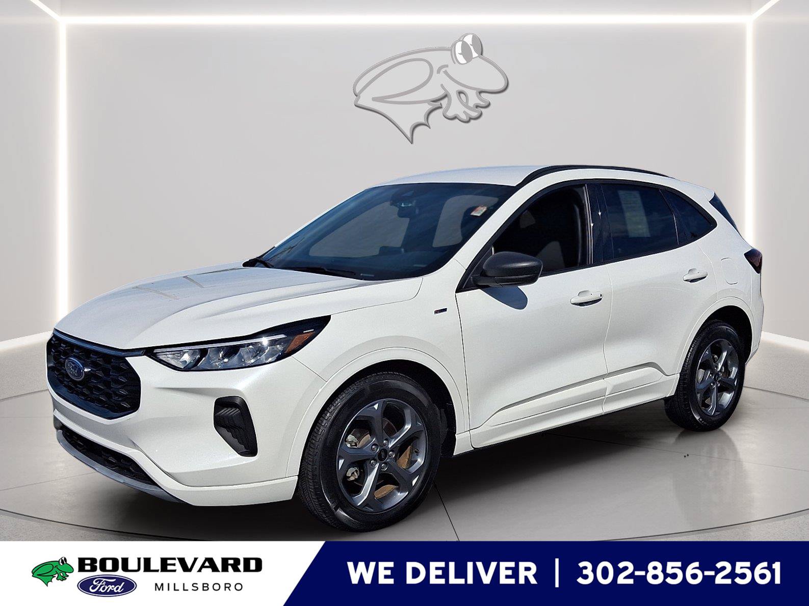 Used 2023 Ford Escape ST-Line w/ Equipment Group 301A FWD image 1
