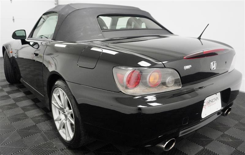 Used 2004 Honda S2000 image 5