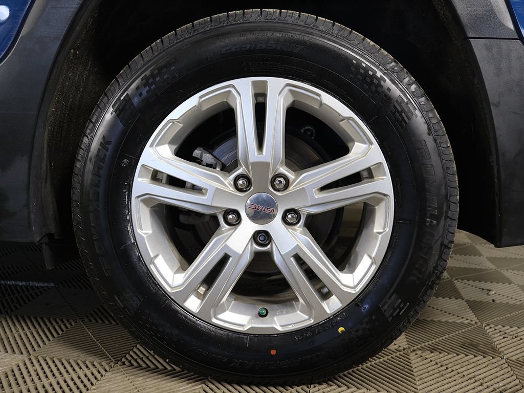 Used 2020 GMC Terrain SLE FWD image 13