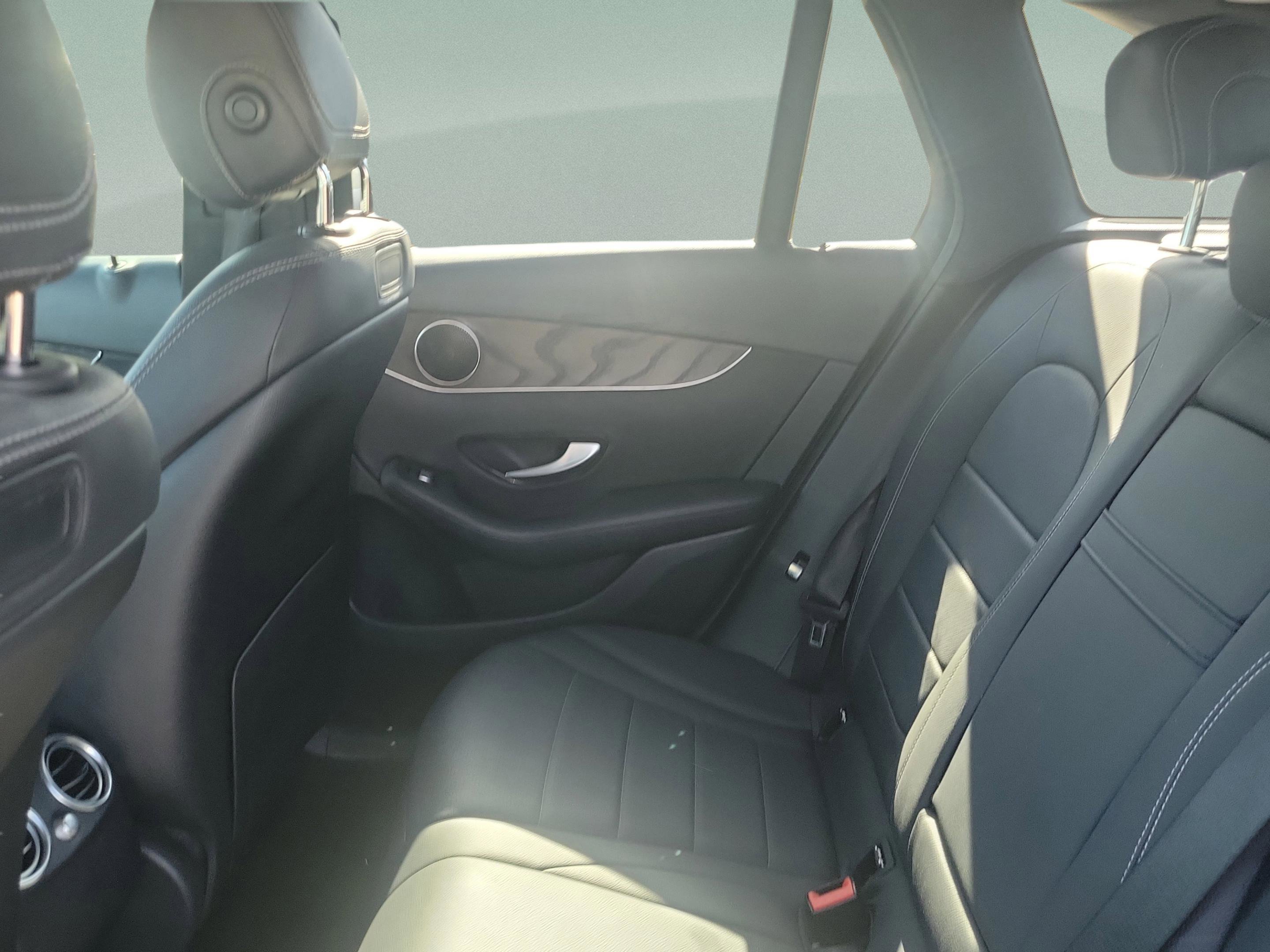 Used 2018 Mercedes-Benz GLC 300 image 8