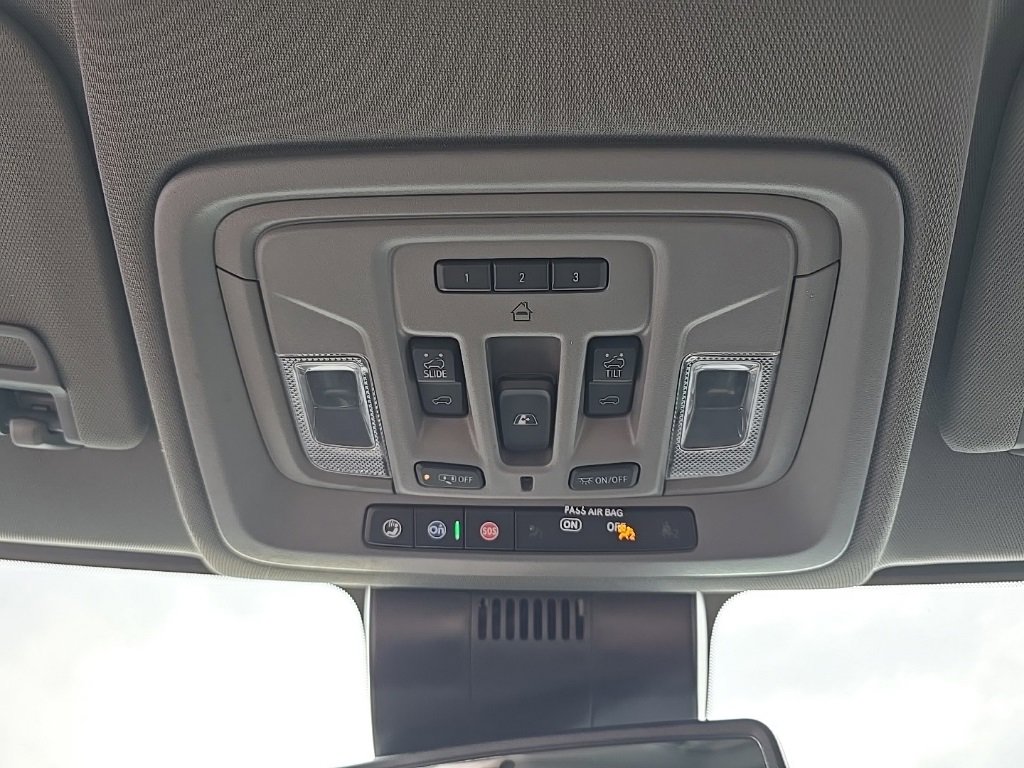 Used 2025 GMC Sierra 3500 Denali image 20