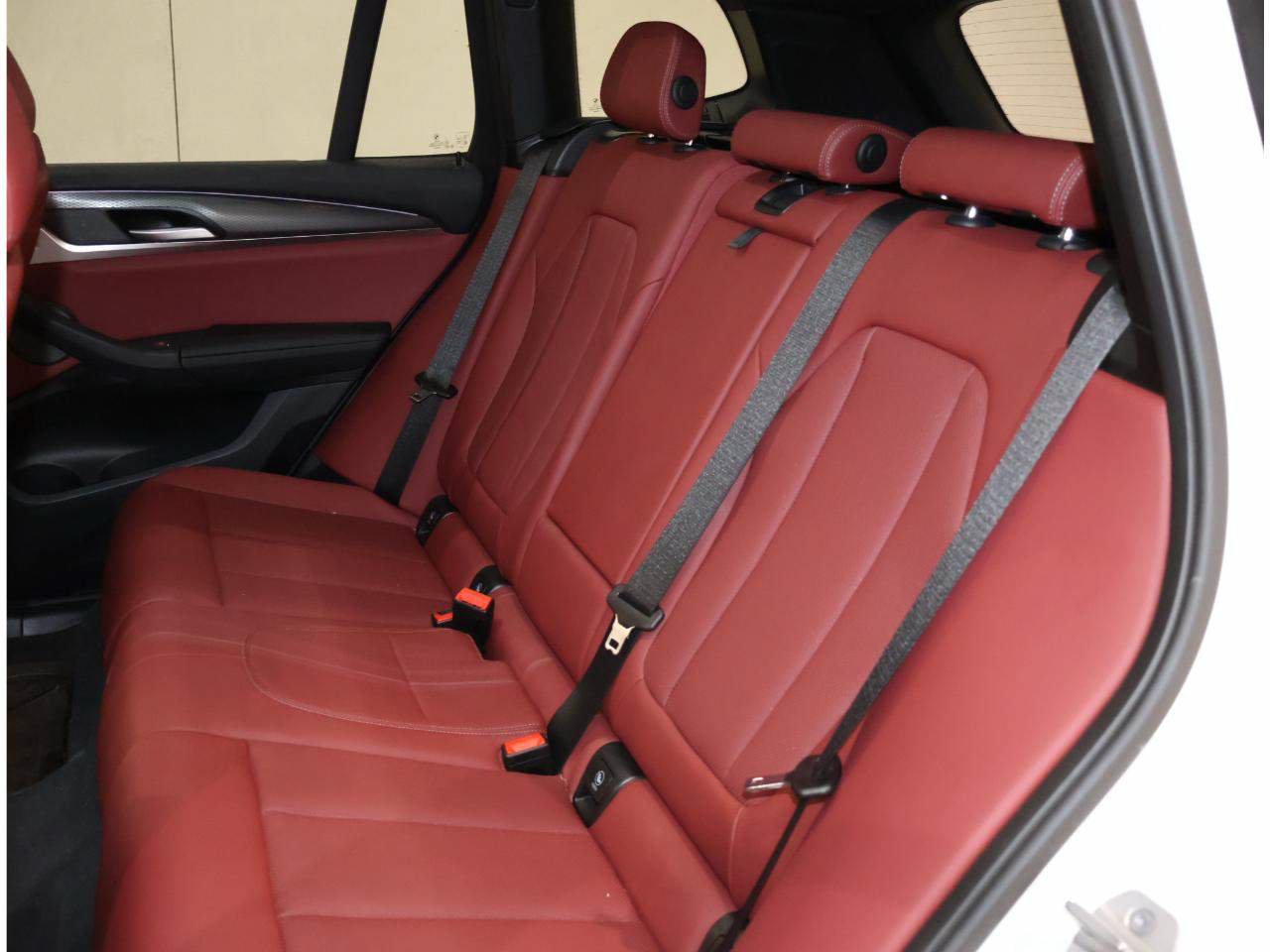Certified 2024 BMW X3 sDrive30i w/ Premium Package RWD image 15