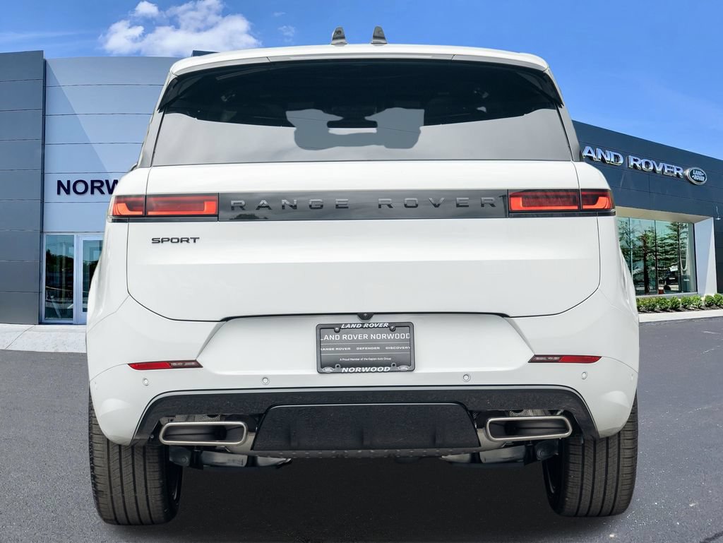 New 2026 Land Rover Range Rover Sport Dynamic SE AWD/4WD image 5