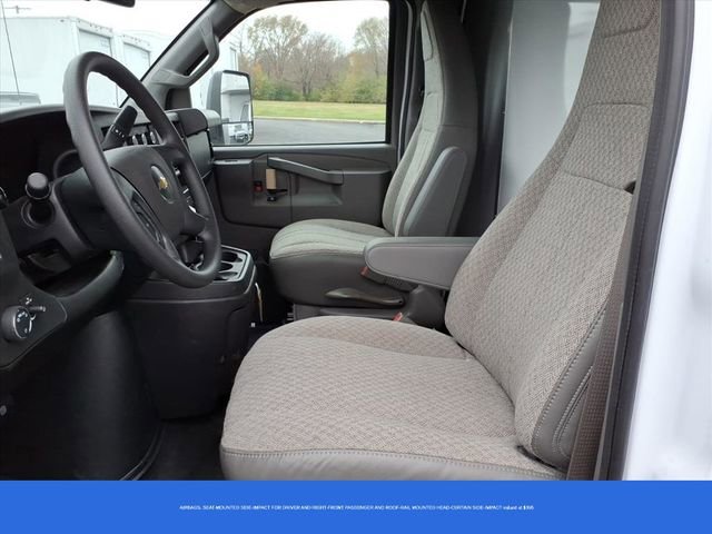 New 2025 Chevrolet Express 3500 w/ Power Convenience Package image 5
