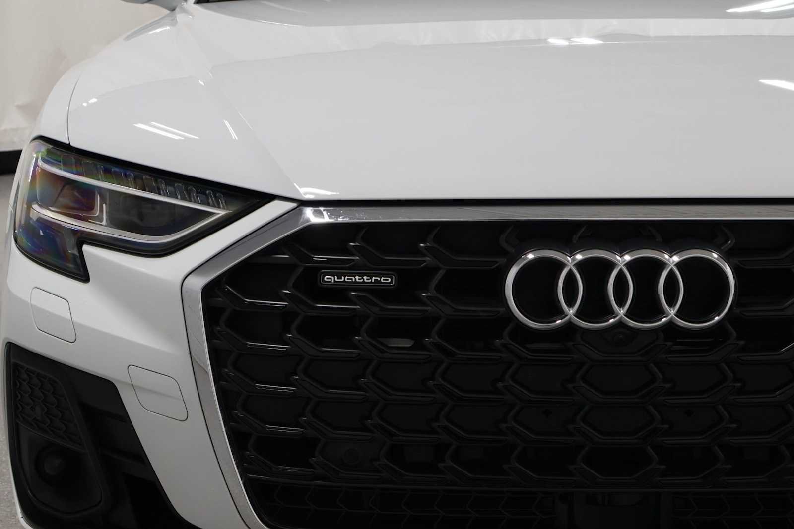 Used 2025 Audi A8 L 3.0T AWD/4WD image 15