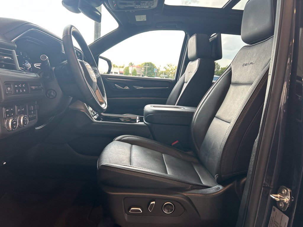 Certified 2024 GMC Yukon XL Denali w/ Max Trailering Package AWD/4WD image 8