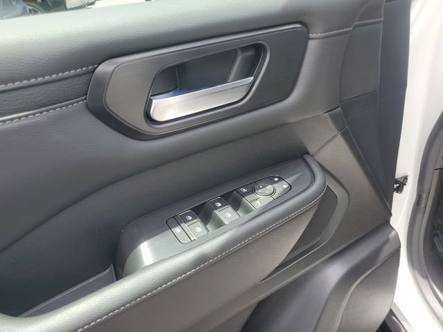 Certified 2025 Nissan Armada SV RWD image 13