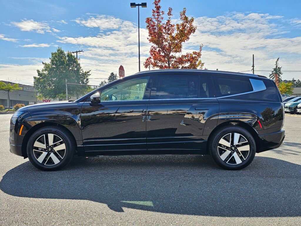 New 2026 Hyundai Ioniq 9 SEL image 4