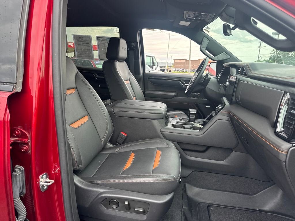 Used 2023 GMC Sierra 1500 AT4 w/ Technology Package AWD/4WD image 15