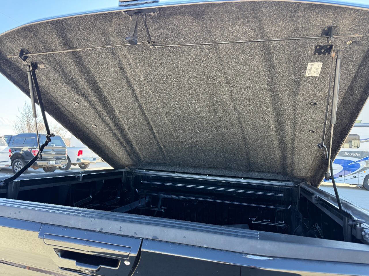 Used 2020 Ford F150 Lariat w/ Max Trailer Tow Package image 30