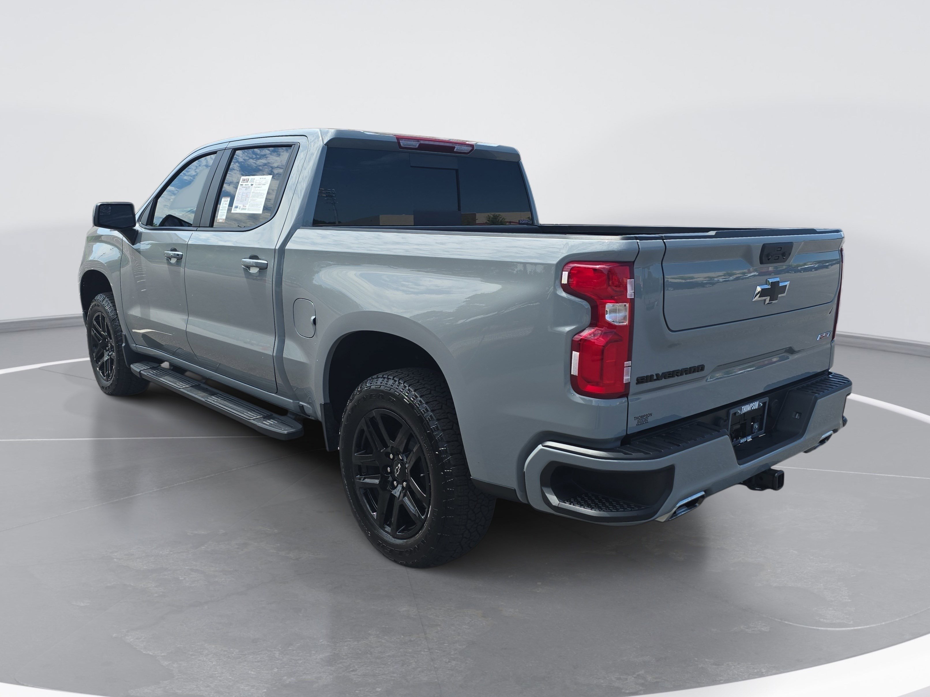 Used 2025 Chevrolet Silverado 1500 RST w/ Convenience Package II AWD/4WD image 5