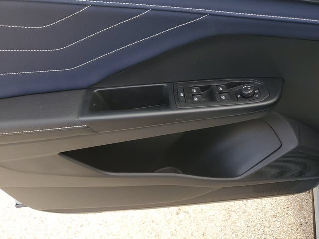New 2026 Volkswagen Taos SEL AWD/4WD image 21
