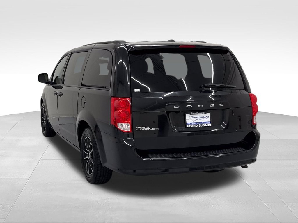 Used 2018 Dodge Grand Caravan SE FWD image 4