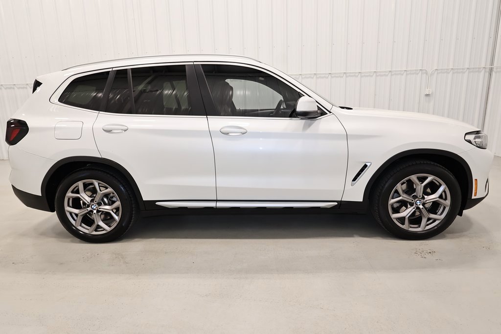 Used 2022 BMW X3 xDrive30i w/ Premium Package 2 (ZPA) image 2